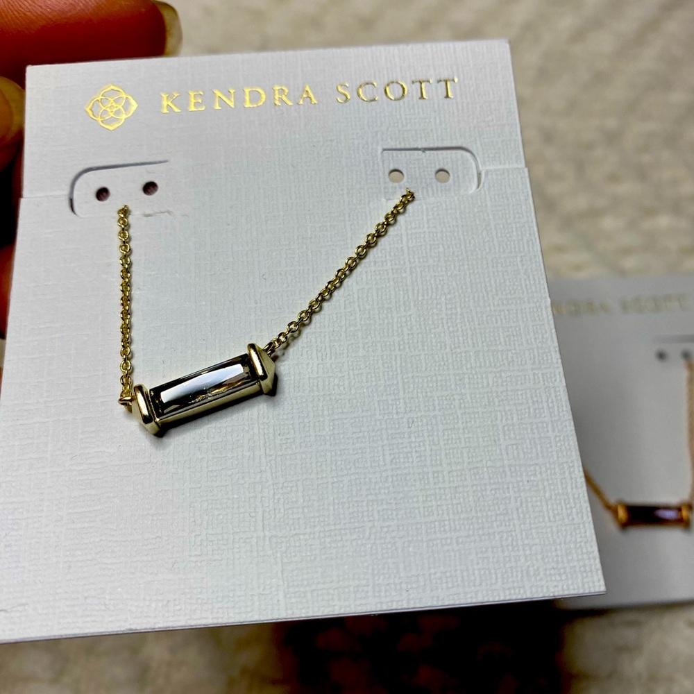 Kendra Scott Necklace
